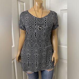 Worthington Womens Blouse Size XL Black White Stretch Tunic Top Short Sleeve